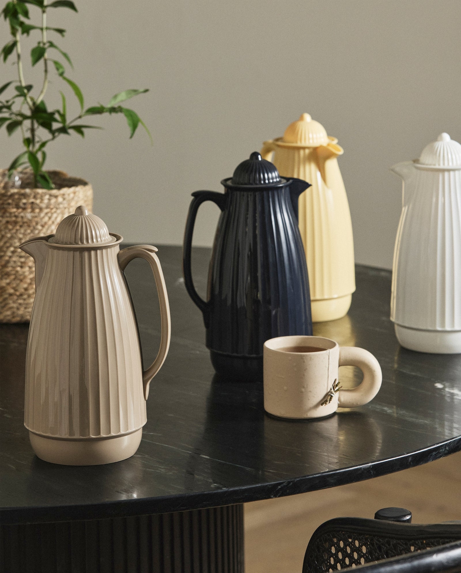CARVI Thermos Jug - yellow