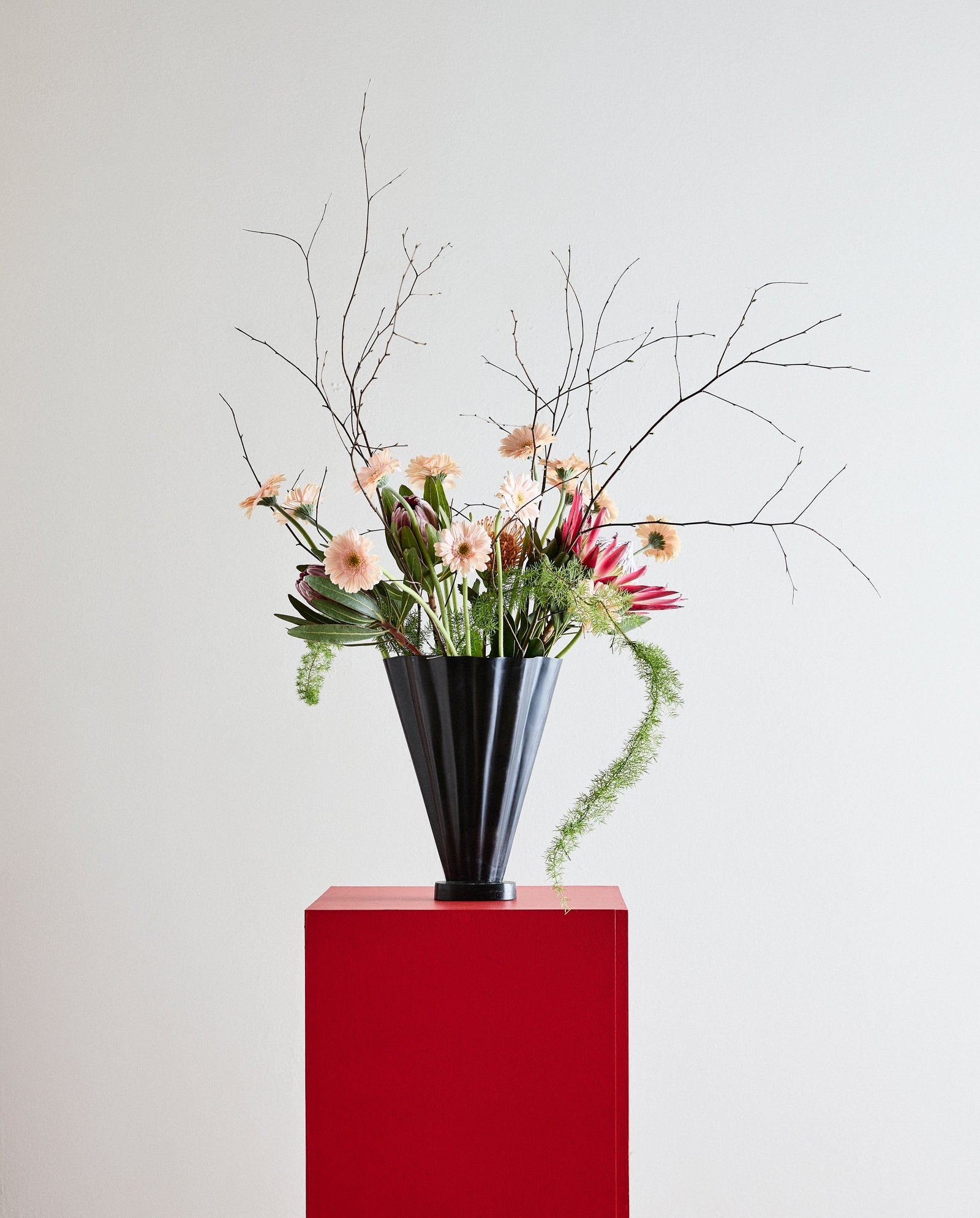 COLL vase i jern, antik finish - h36 cm - brun