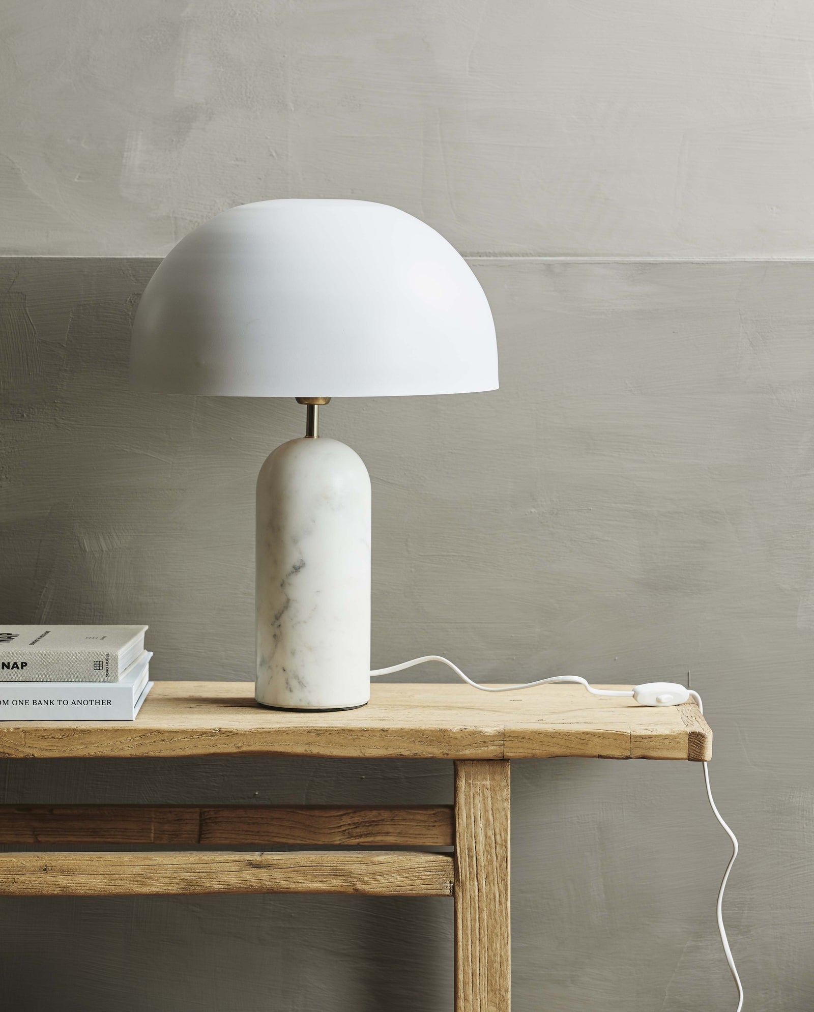 ATLAS Tischlampe - mit weißem Marmor