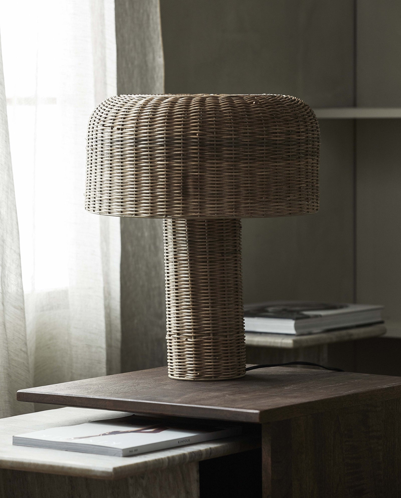 ATUM Tischlampe - natur