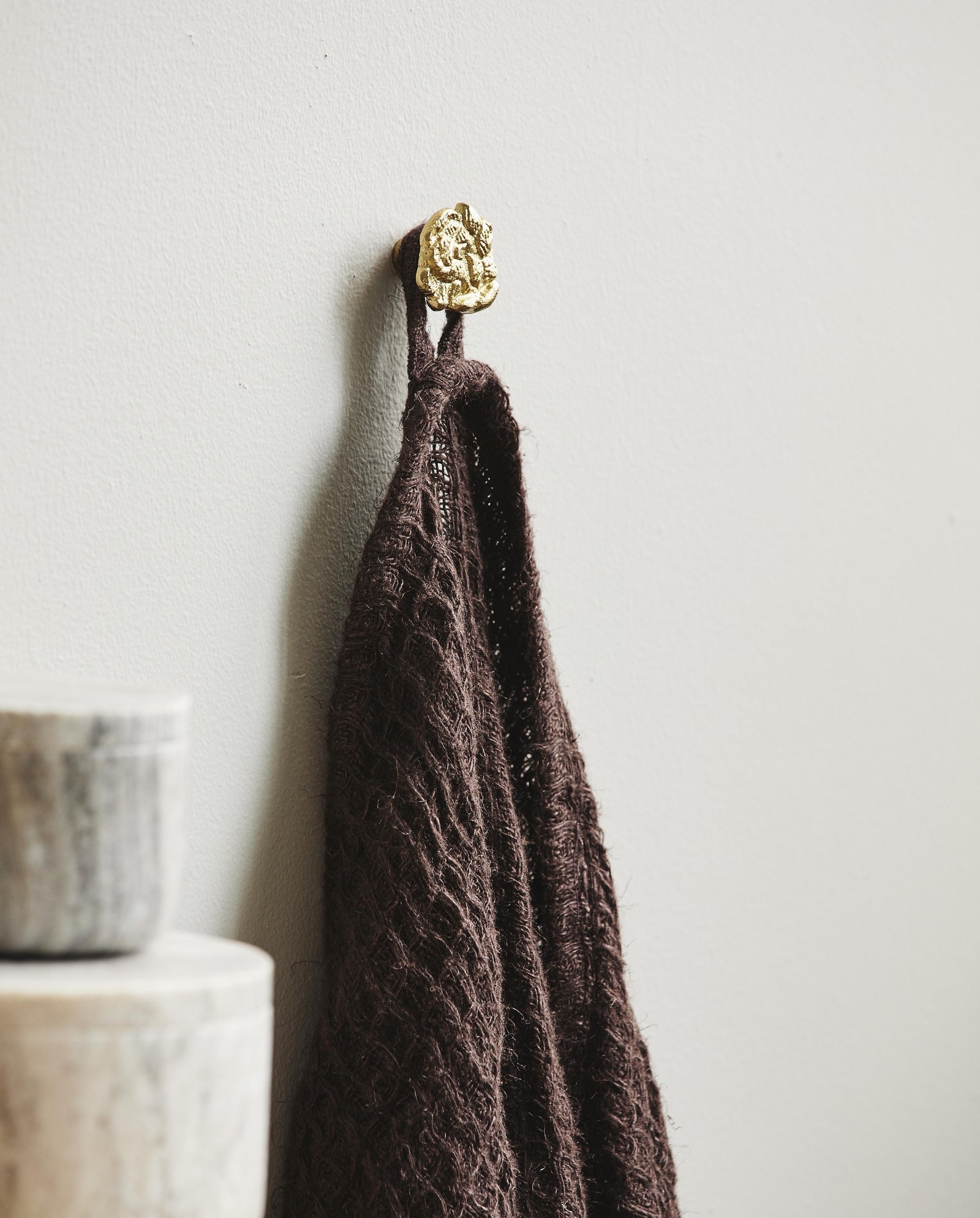SAI hook/knob, circle - golden finish