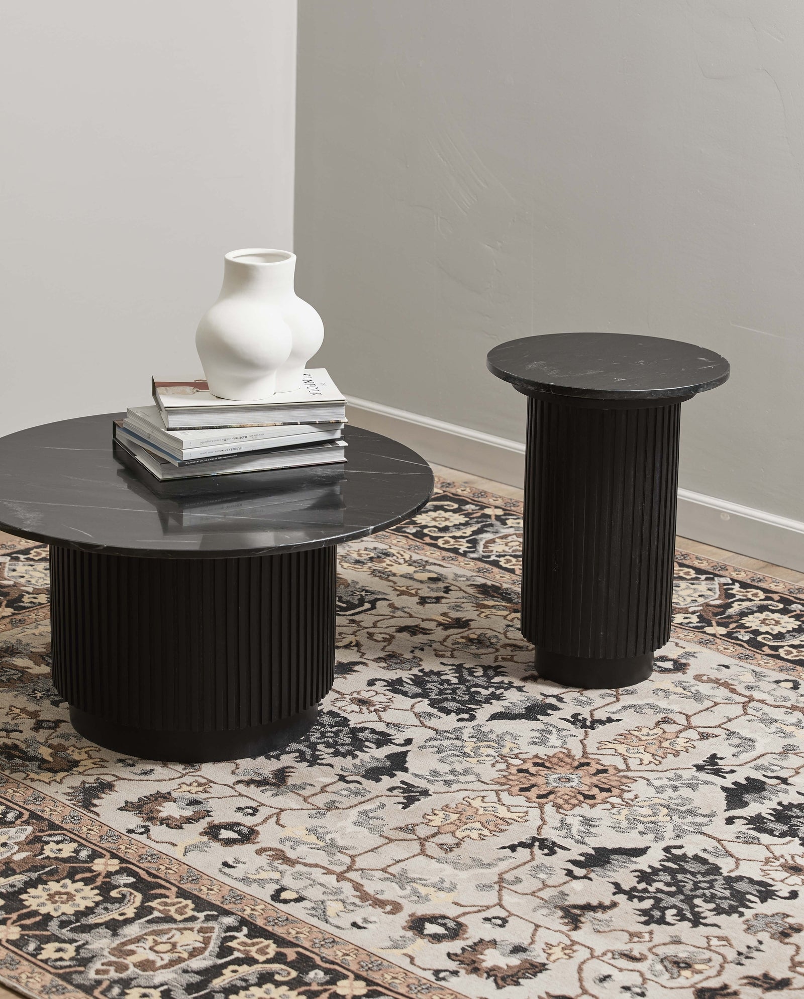ERIE round coffee table, ø75 cm - black marble top
