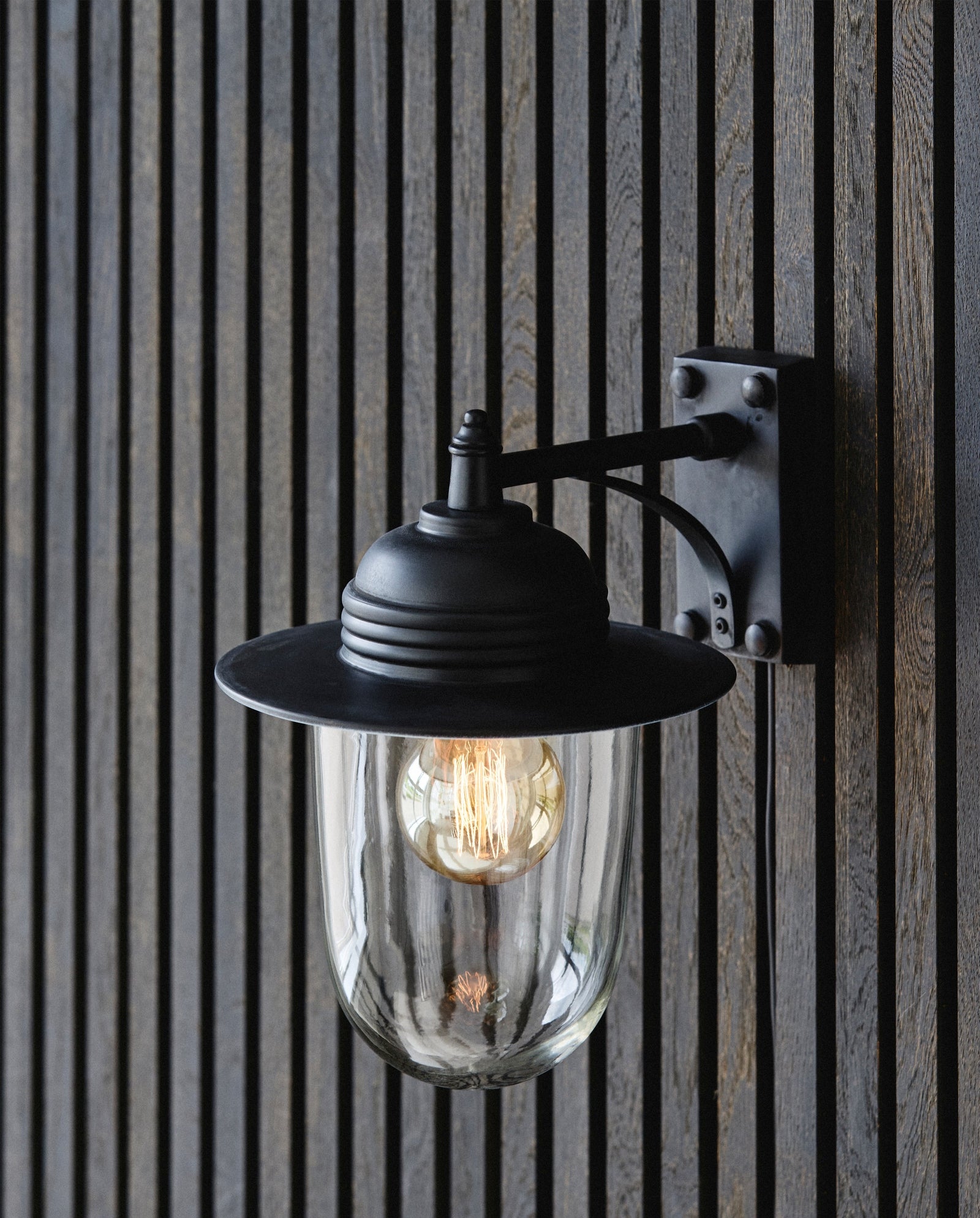 Außenlampe für die Wand - schwarze Ausführung