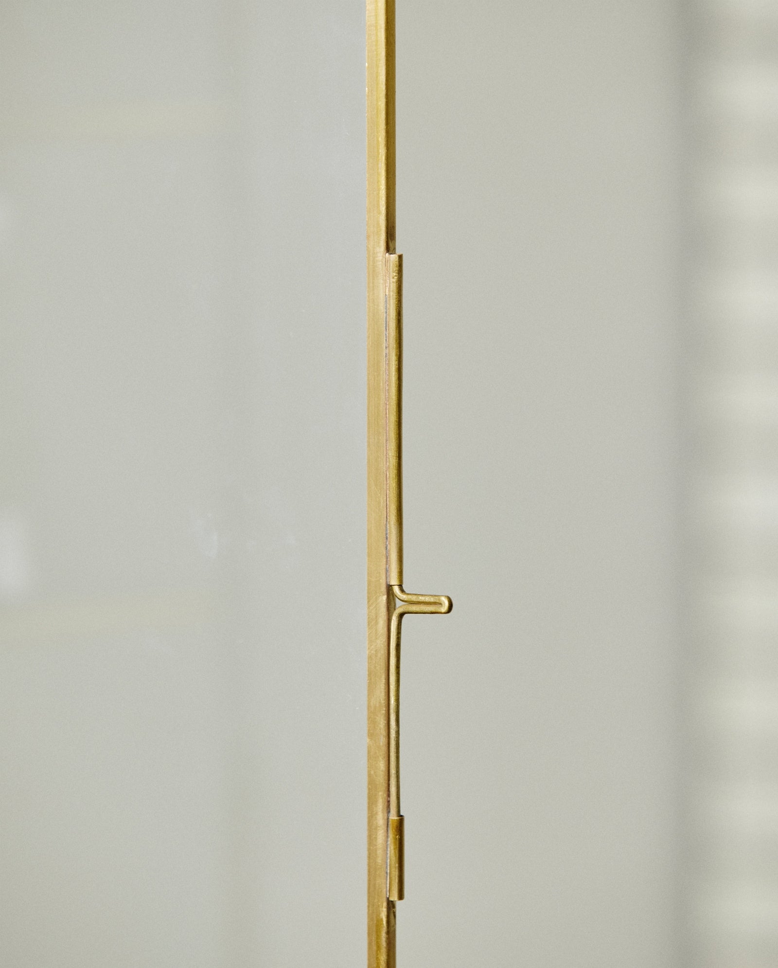 ADA wall cabinet, M, 4 shelves - golden finish