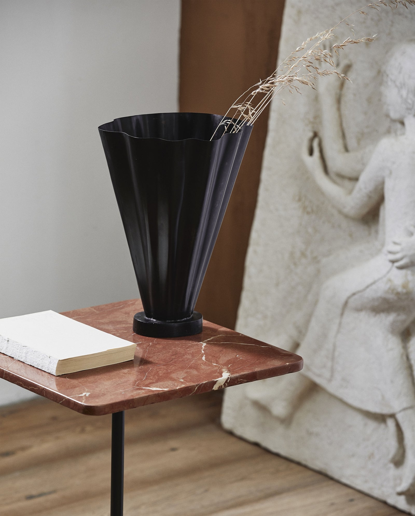 COLL Vase, antike Ausführung - braun