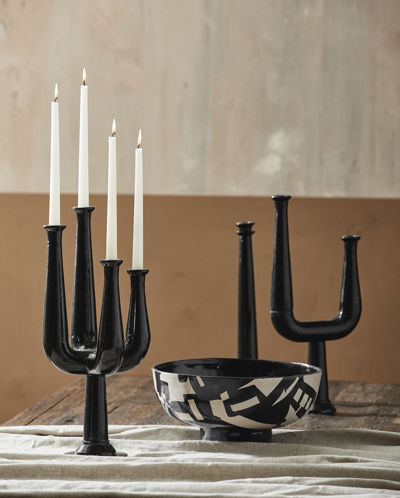 ULOPU Kerzenhalter, 2-armig, Aluminium - schwarz