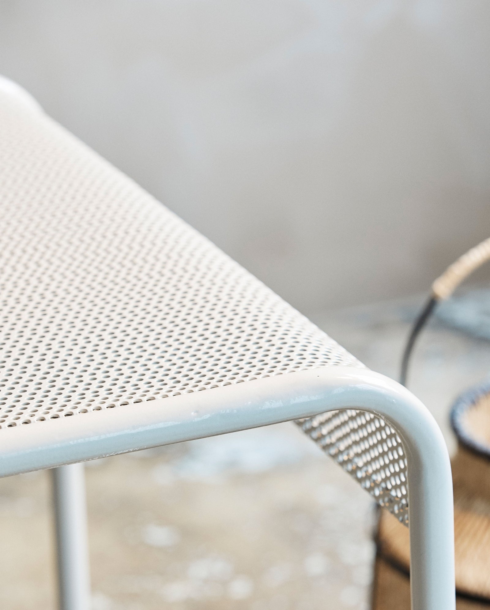 BRENTA outdoor table - ivory