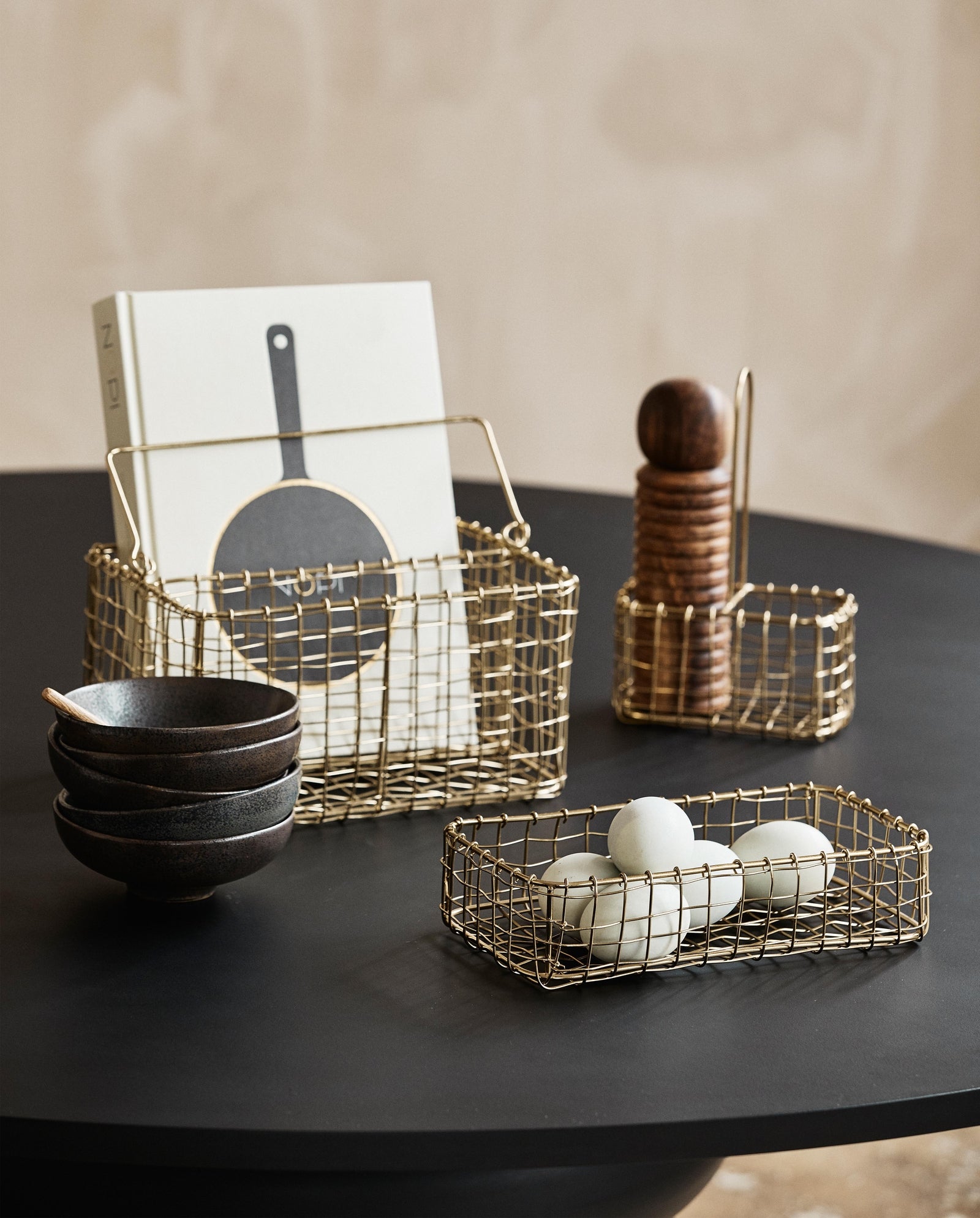 NAVITI storage - golden finish