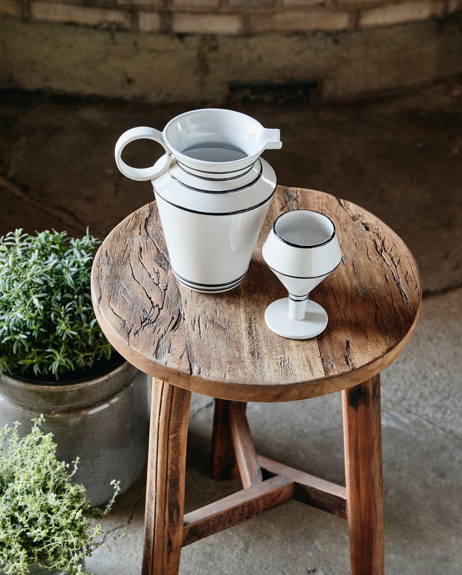 CAPPARIS jug - white