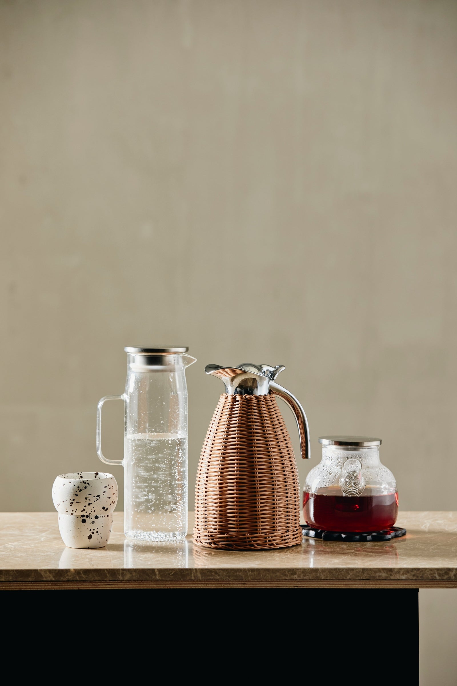 CHIVES jug, glass - clear
