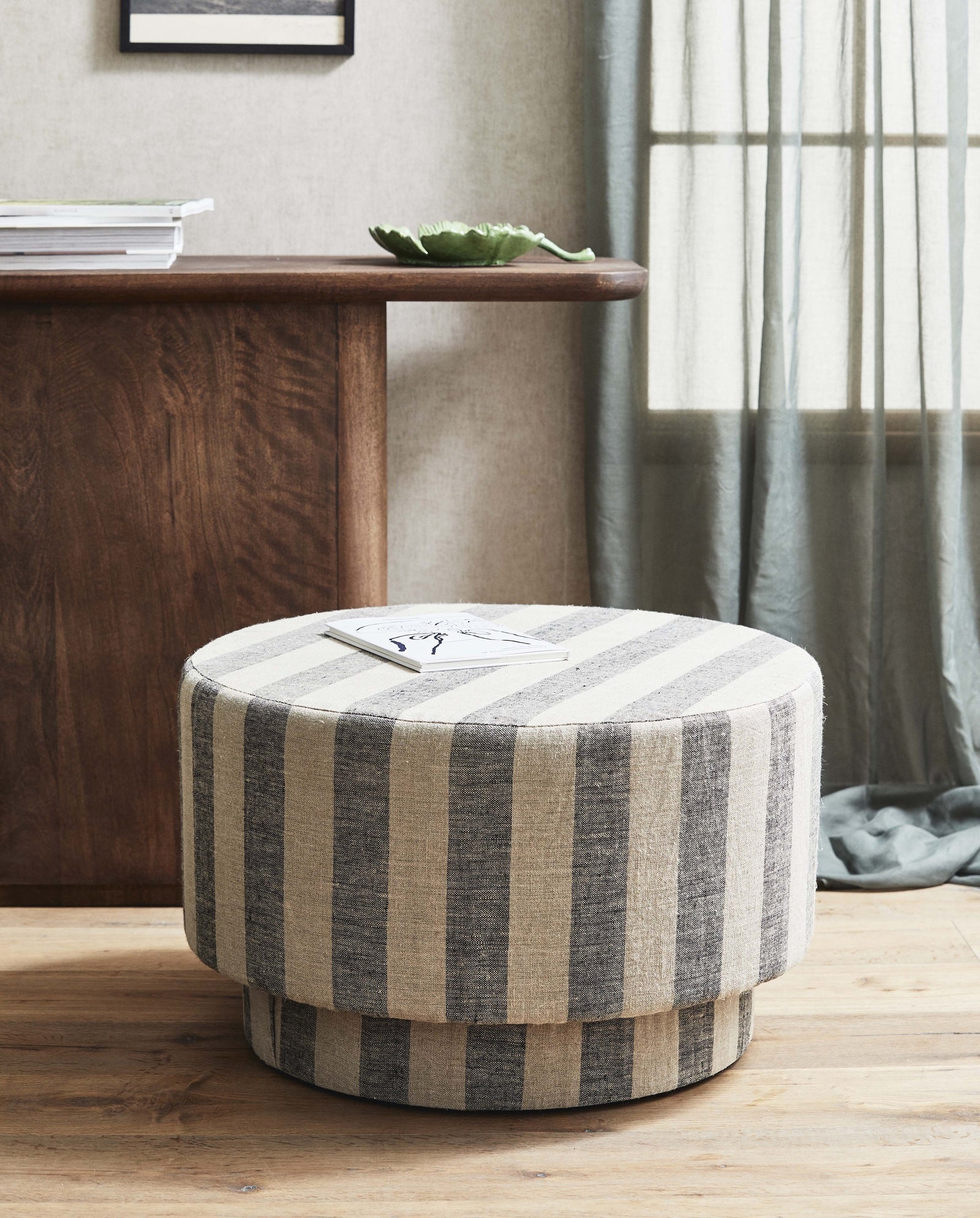 LADOGA pouf stripe version