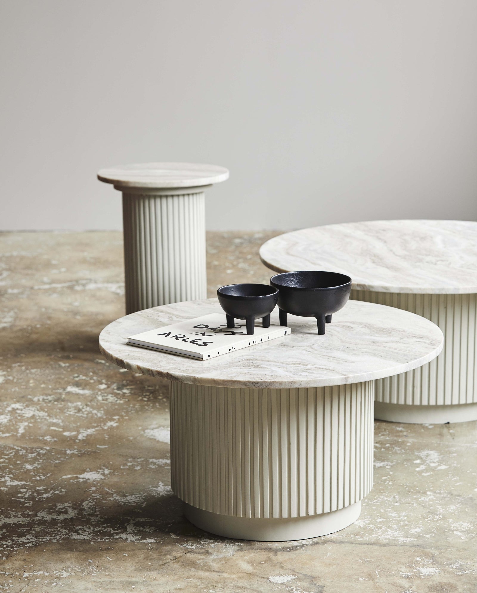 ERIE round coffee table, ø90 cm - ivory marble tabletop