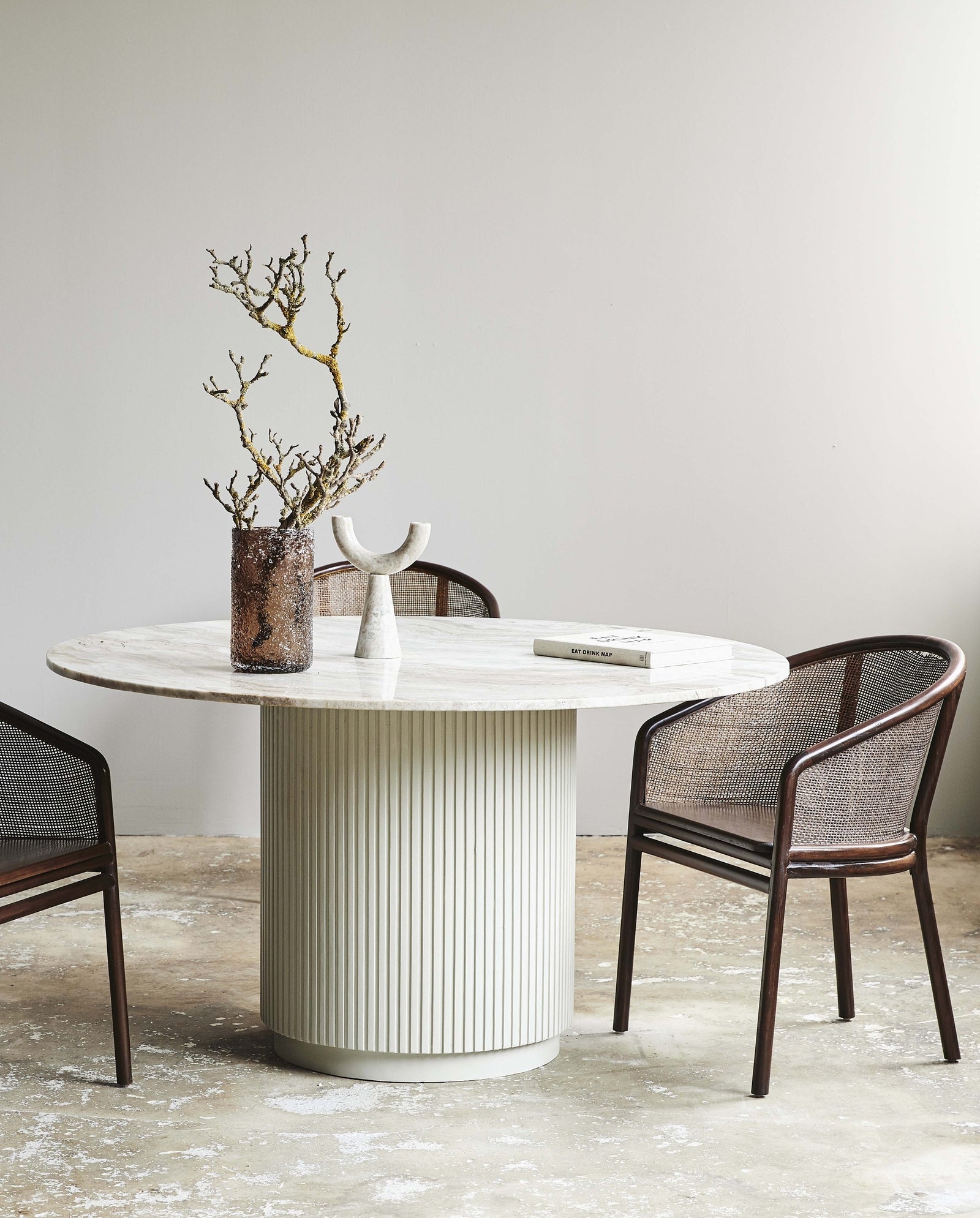 ERIE round dining table - Ivory nature marble tabletop