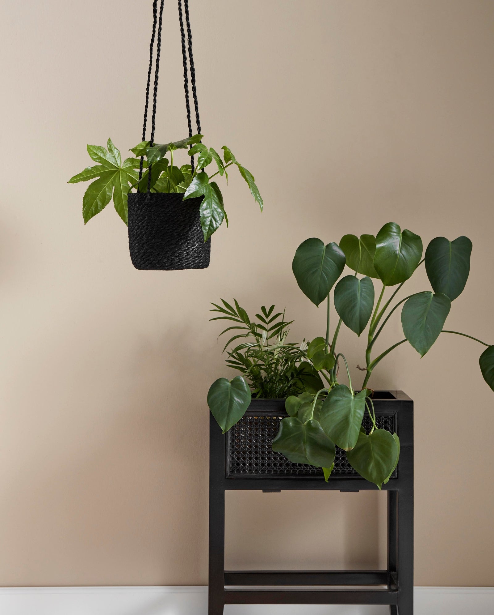 Jute-Hängetopf mit PVC-Innenbeschichtung – Schwarz