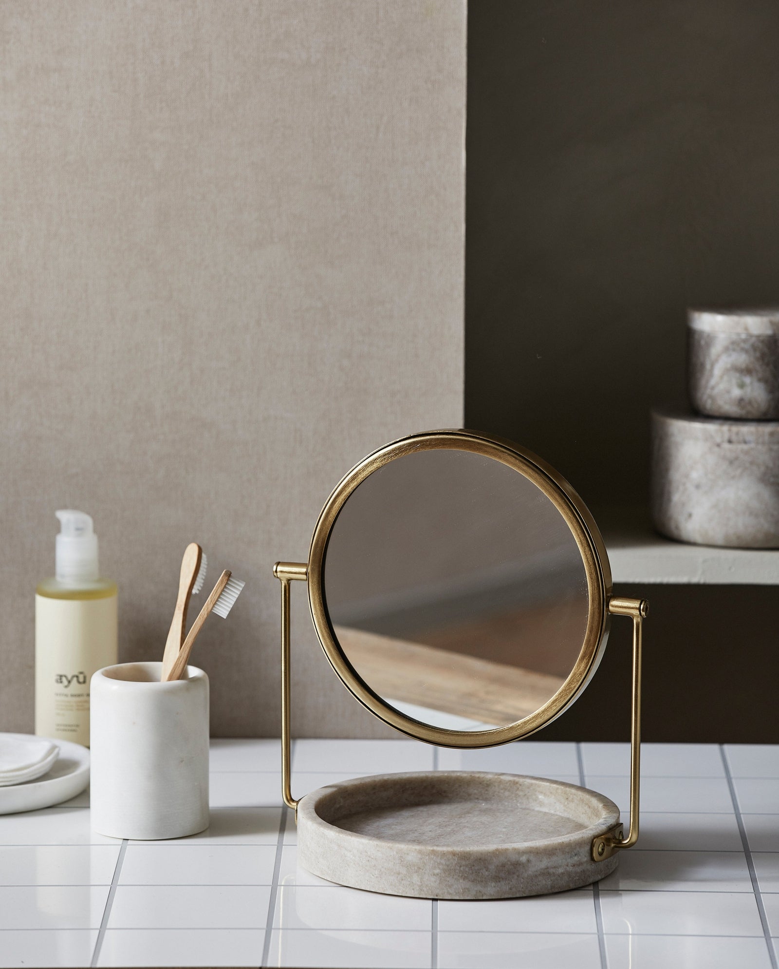 HAJA bordspejl - H28,5 cm - Brun marmor/guld finish